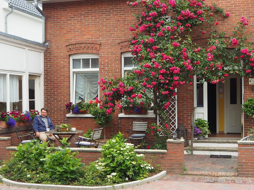 Pension Luettje Meermaid Боркум Экстерьер фото