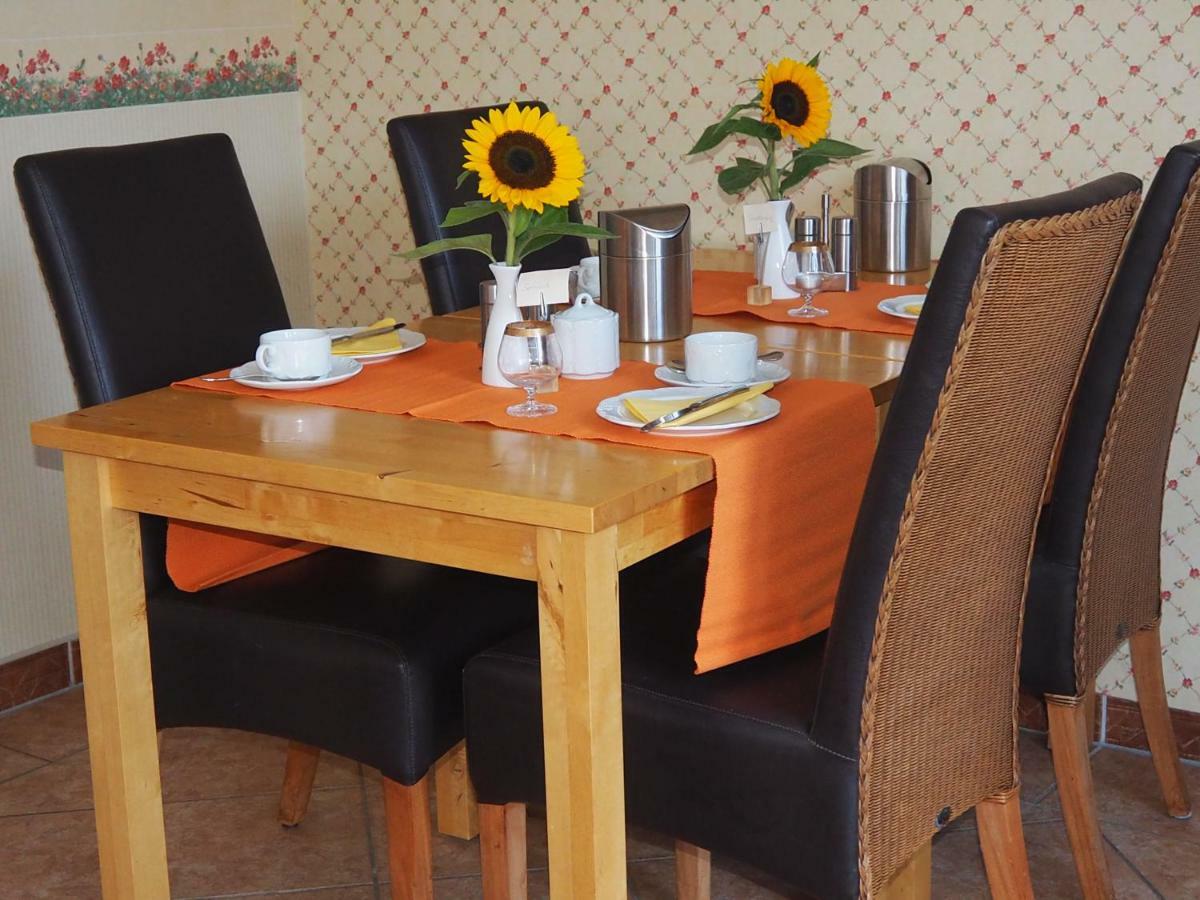 Pension Luettje Meermaid Боркум Экстерьер фото